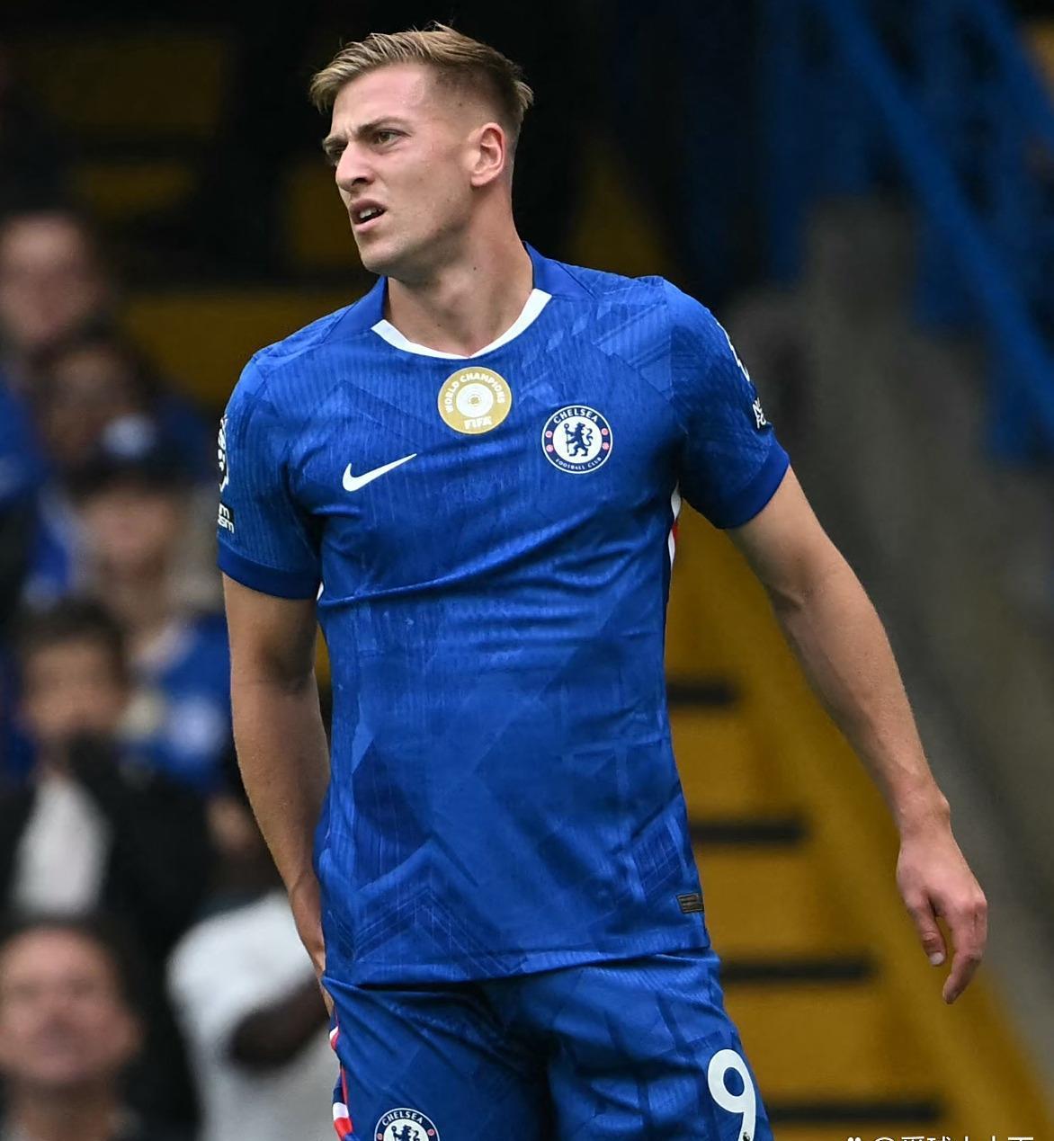 关于切尔西转会期远射贴柱，志在欧冠名次提升，目标明确，年轻球员得到机会的信息